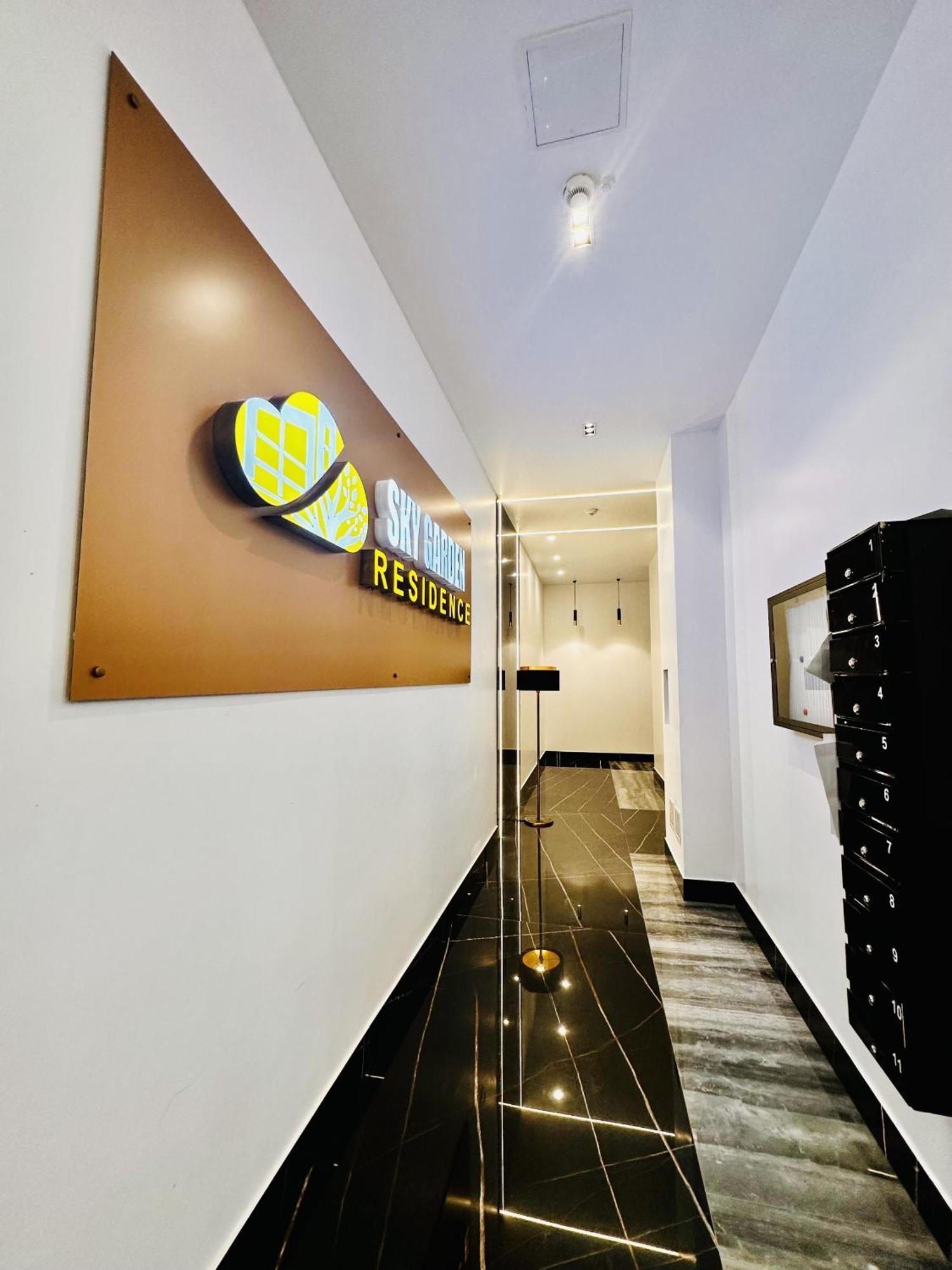 Apartamento Sky Garden Panoramic View Bucarest Exterior foto